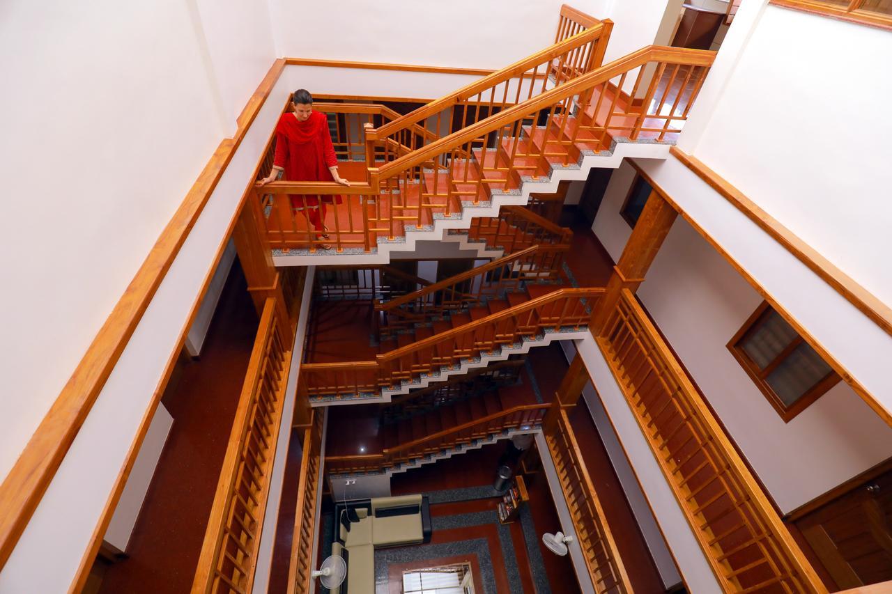 Roses Inn Fortkochi المظهر الخارجي الصورة