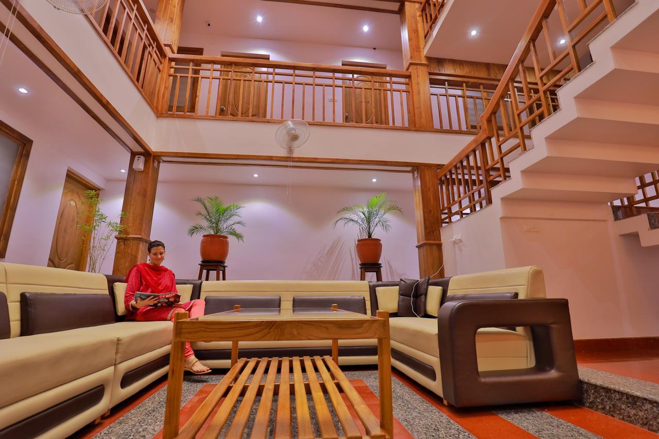 Roses Inn Fortkochi المظهر الخارجي الصورة