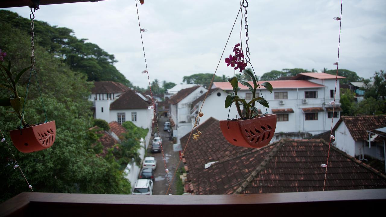 Roses Inn Fortkochi المظهر الخارجي الصورة