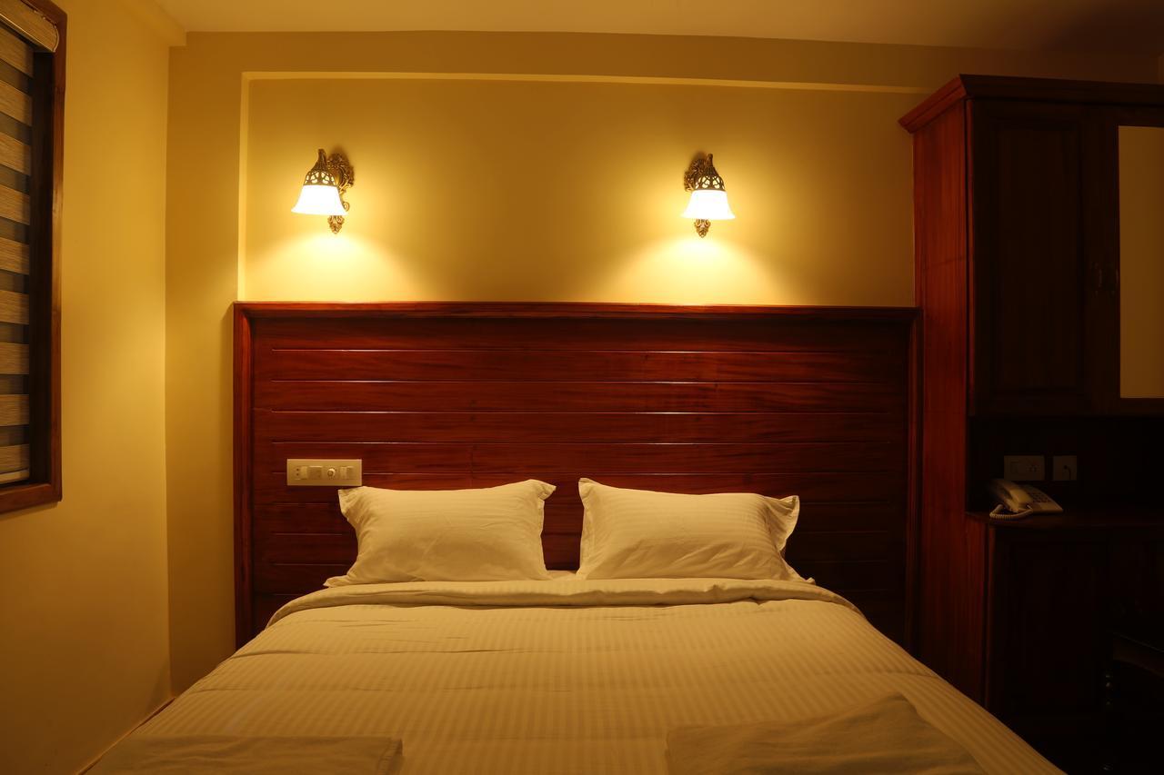 Roses Inn Fortkochi المظهر الخارجي الصورة